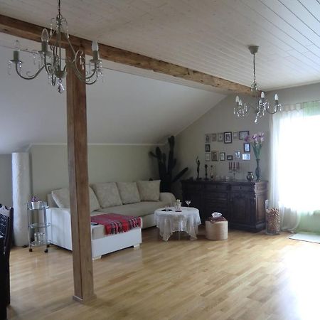 Kuressaare Romantic Apartment Buitenkant foto