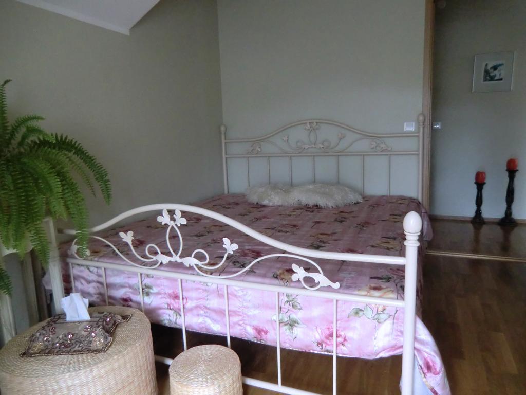Kuressaare Romantic Apartment Buitenkant foto