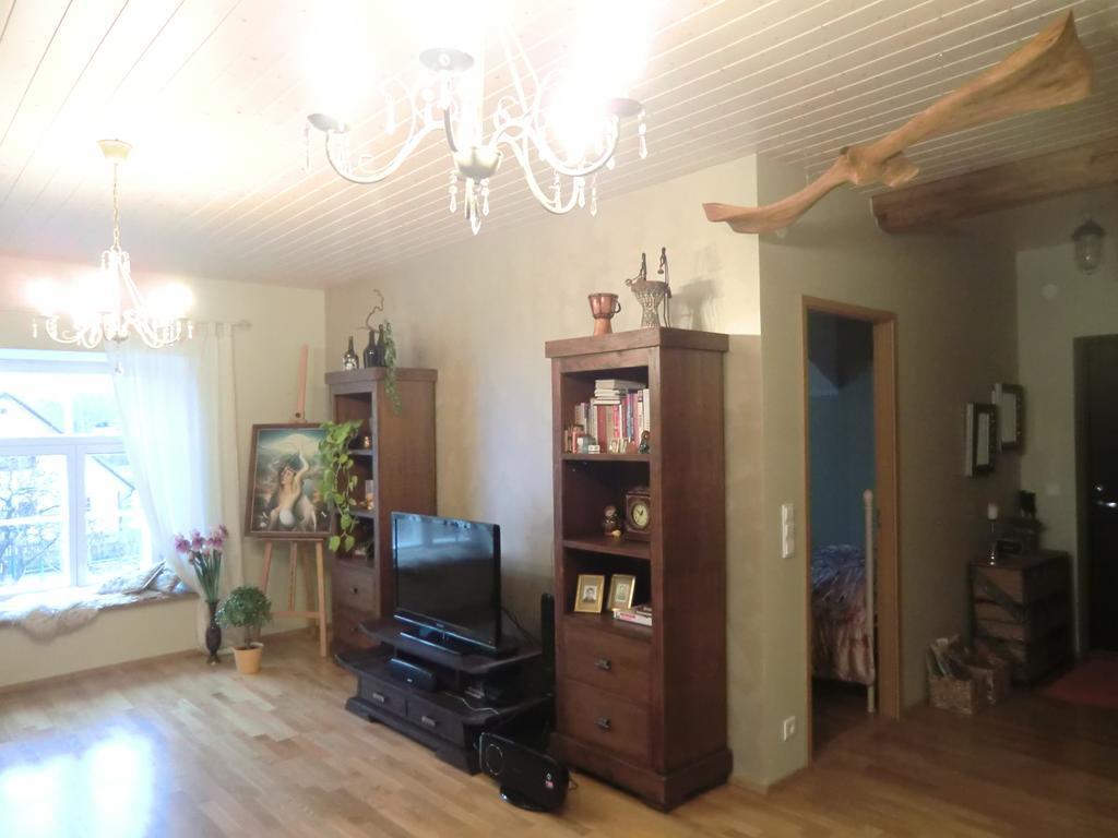 Kuressaare Romantic Apartment Kamer foto