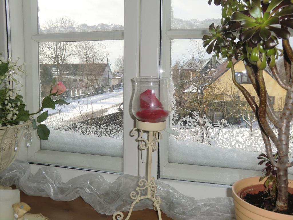 Kuressaare Romantic Apartment Buitenkant foto