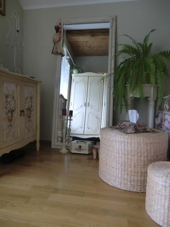 Kuressaare Romantic Apartment Buitenkant foto