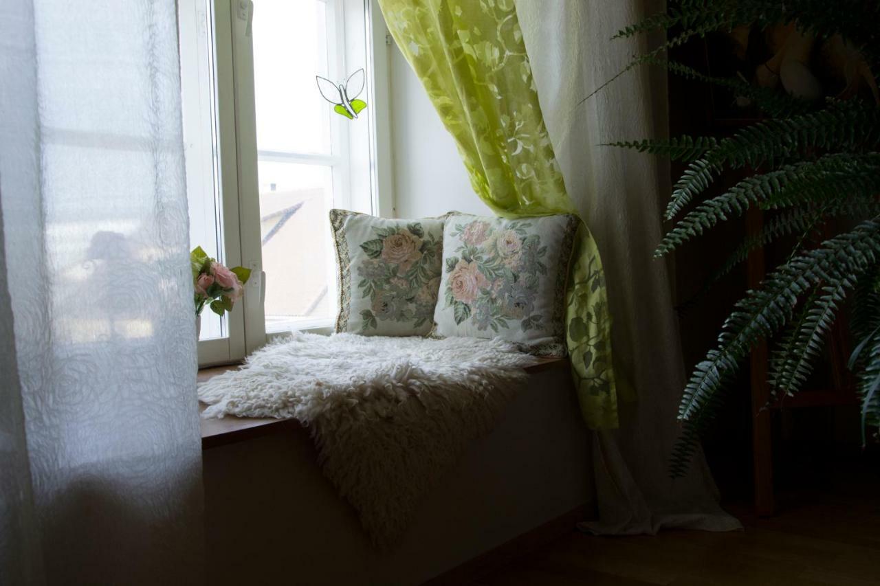 Kuressaare Romantic Apartment Buitenkant foto