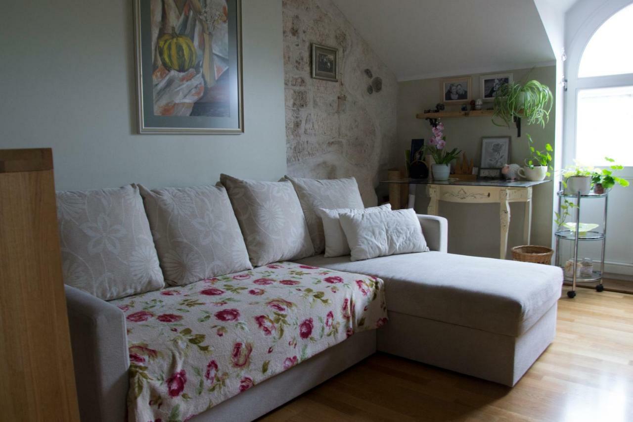 Kuressaare Romantic Apartment Buitenkant foto